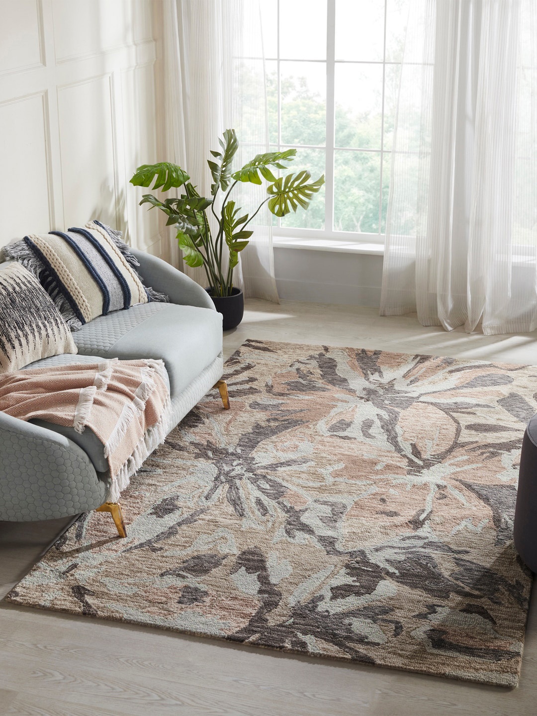 

MYTRIDENT Indulgence Beige 2600 GSM Hand Tufted Pure Wool With Cotton Backing Rug