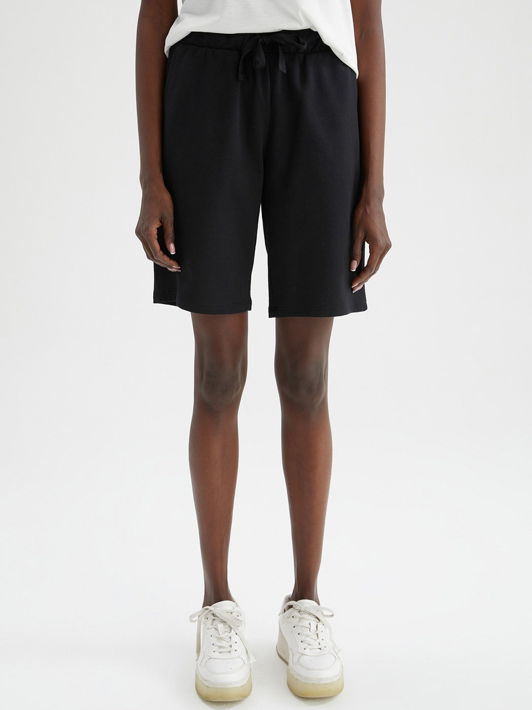 

DeFacto Women Black Cotton Shorts