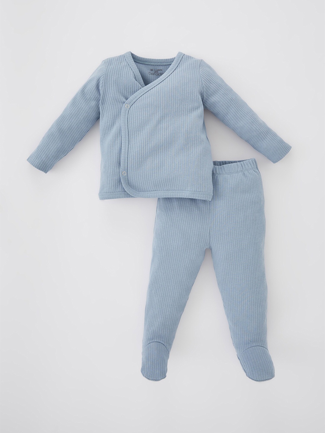 

DeFacto Girls Blue Striped Pure Cotton T-shirt with Trousers
