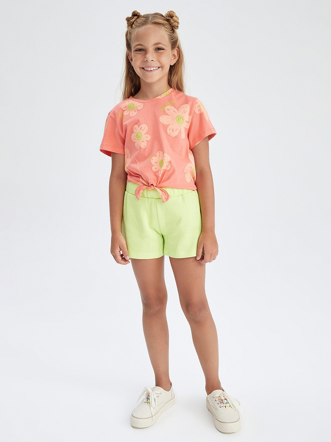 

DeFacto Girls Pink & Fluorescent Green Printed Pure Cotton T-shirt with Shorts