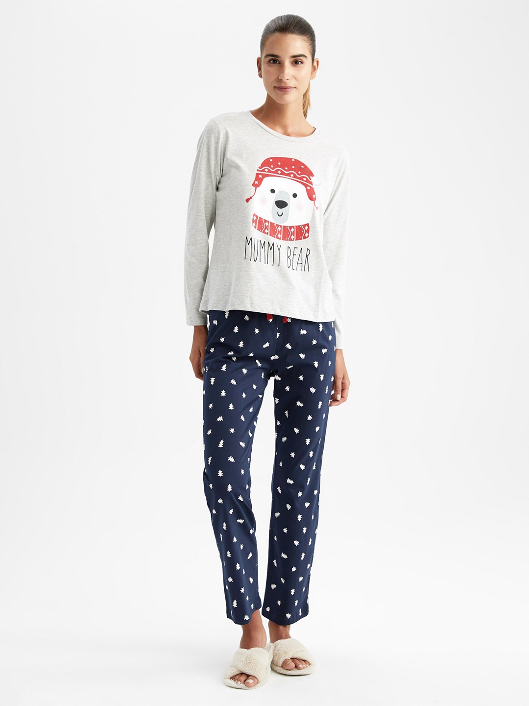 

DeFacto Women Navy Blue & Grey Printed T-shirt with Pyjamas