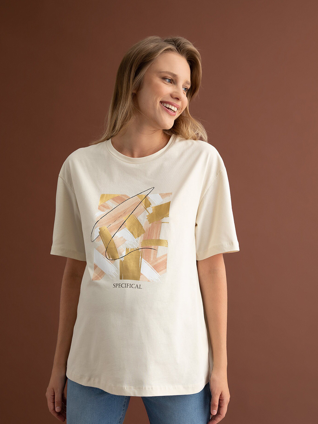 

DeFacto Off White & Peach-Coloured Pure Cotton Print Top