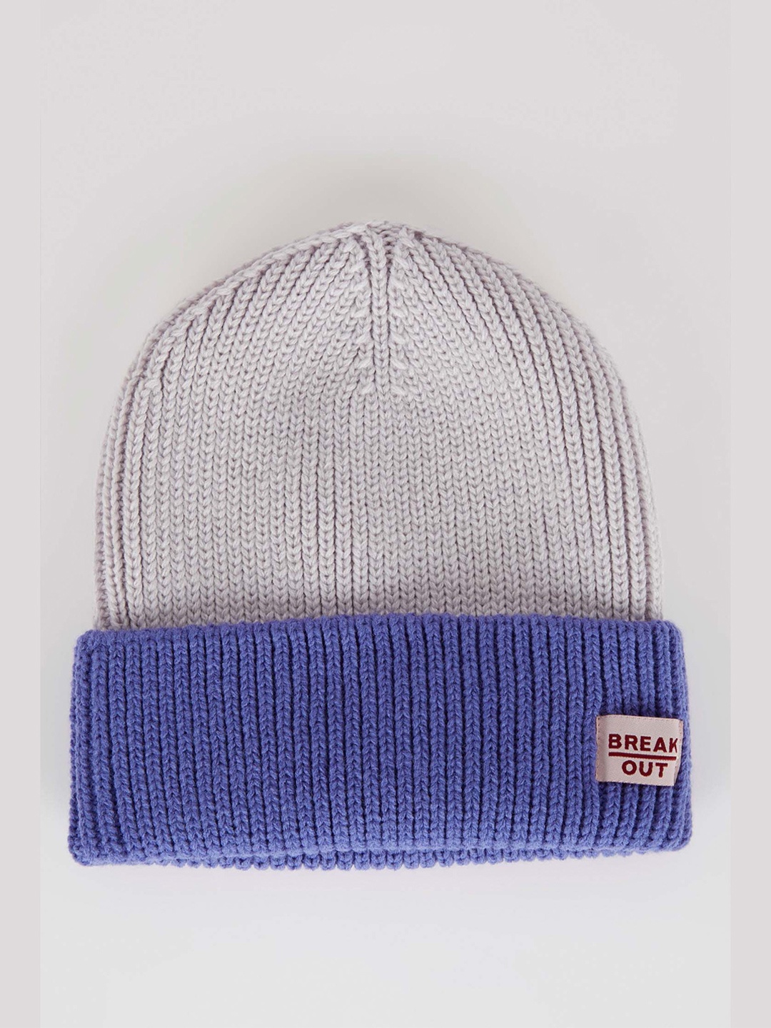 

DeFacto Women Blue & Off White Acrylic Beanie