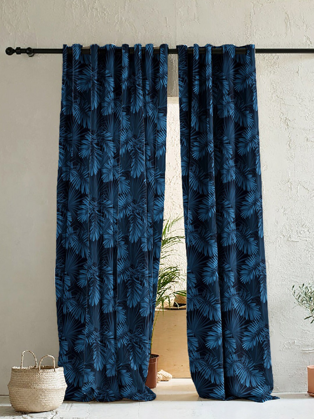 

SPACES Blue Set of 2 Floral Room Darkening Door Curtains