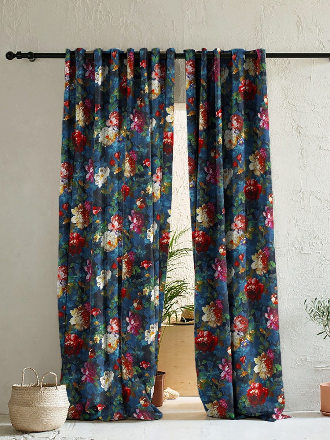 

SPACES Blue & Red Set of 2 Floral Room Darkening Window Curtains