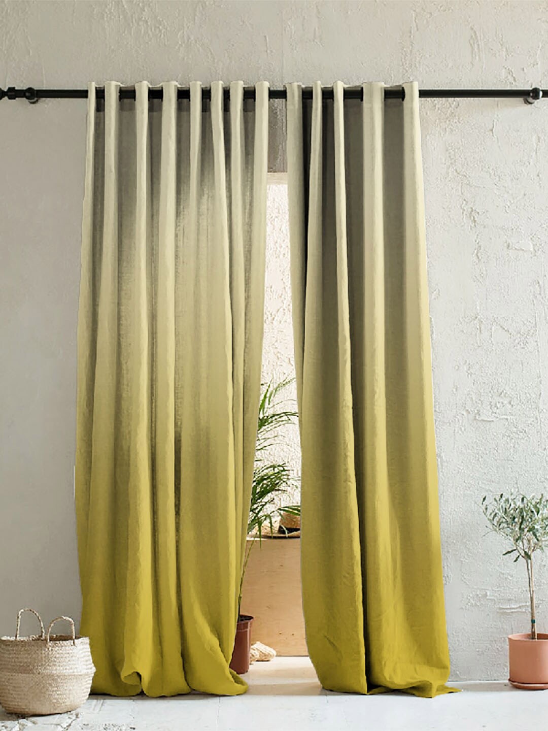 

SPACES Green & Cream-Coloured Set of 2 Room Darkening Window Curtain