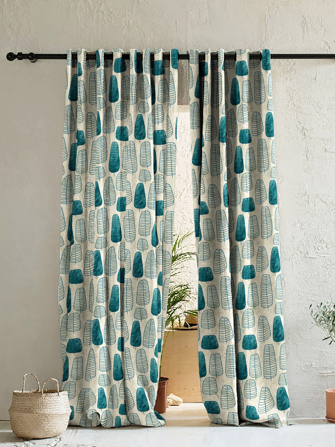 

SPACES Cream-Coloured & Teal Set of 2 Floral Room Darkening Long Door Curtain