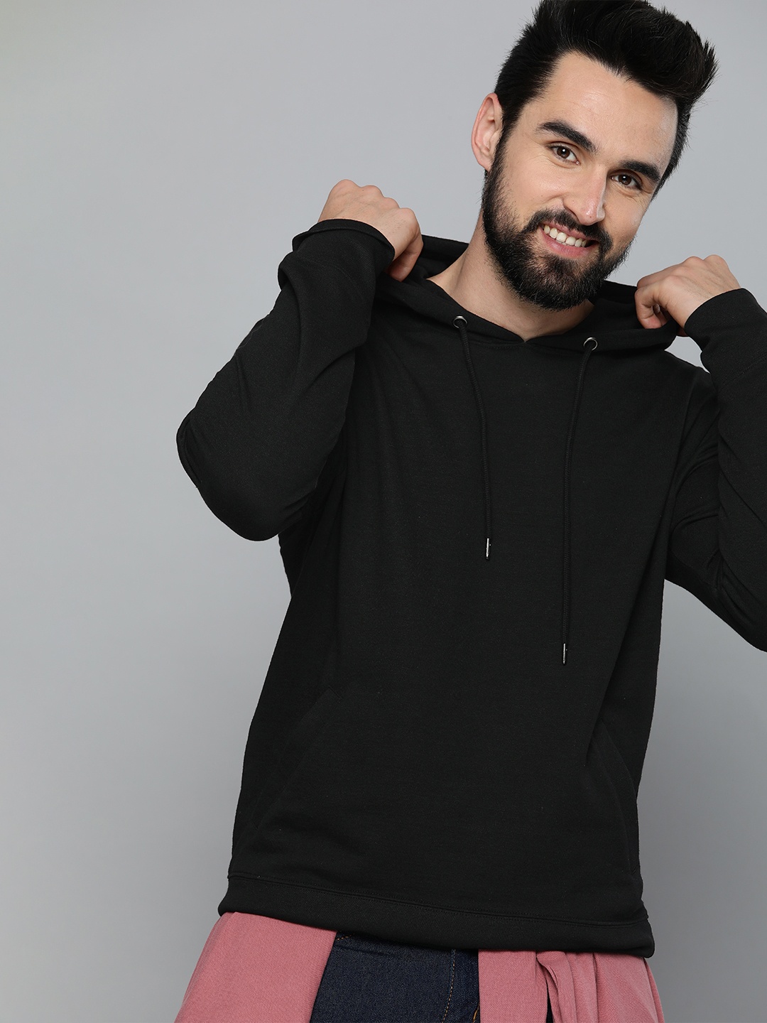 

HERE&NOW Men Black Solid Knitted Hooded Sweatshirt