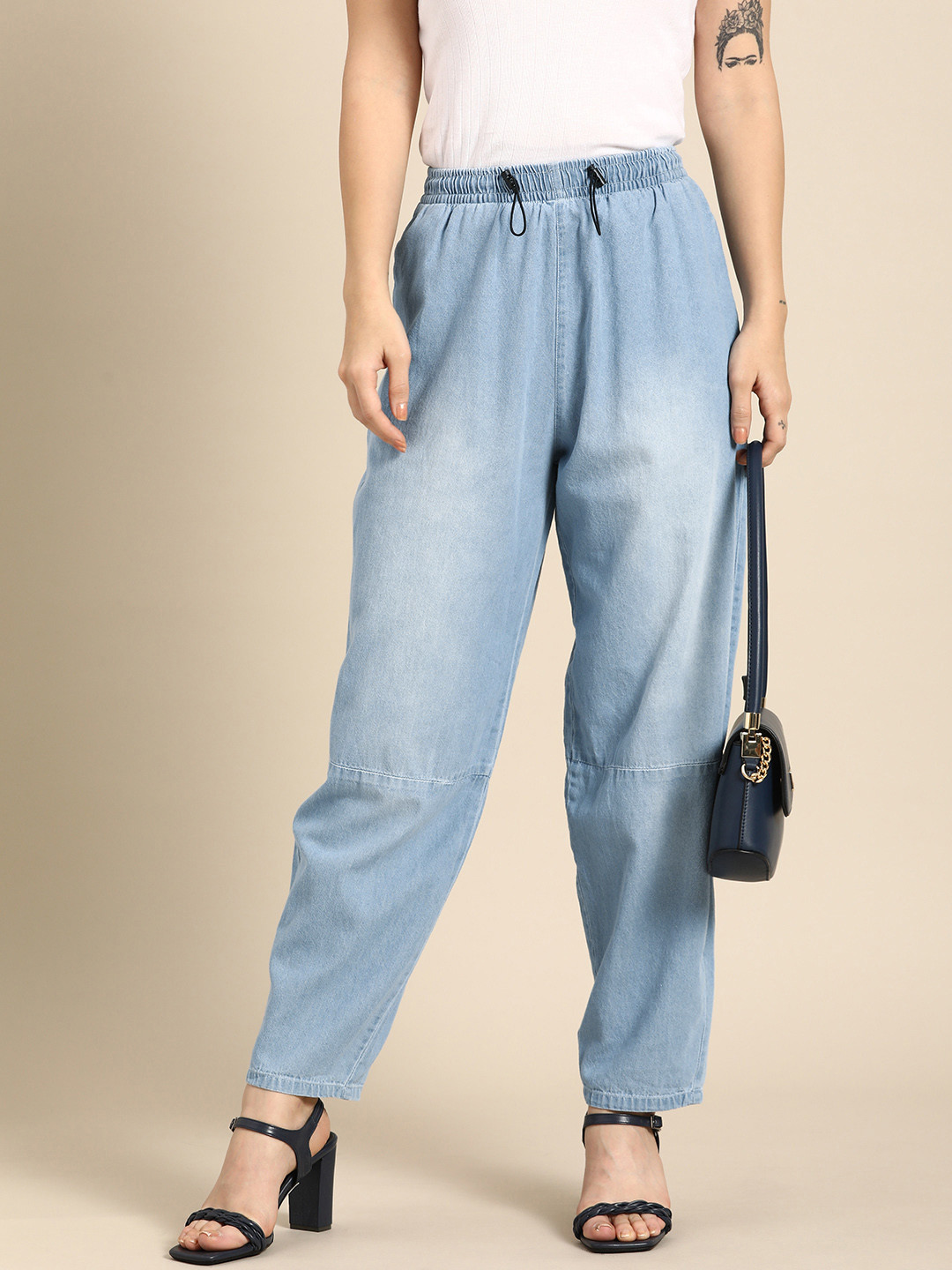 

all about you Women Blue Light Fade Non-Stretchable Jeans