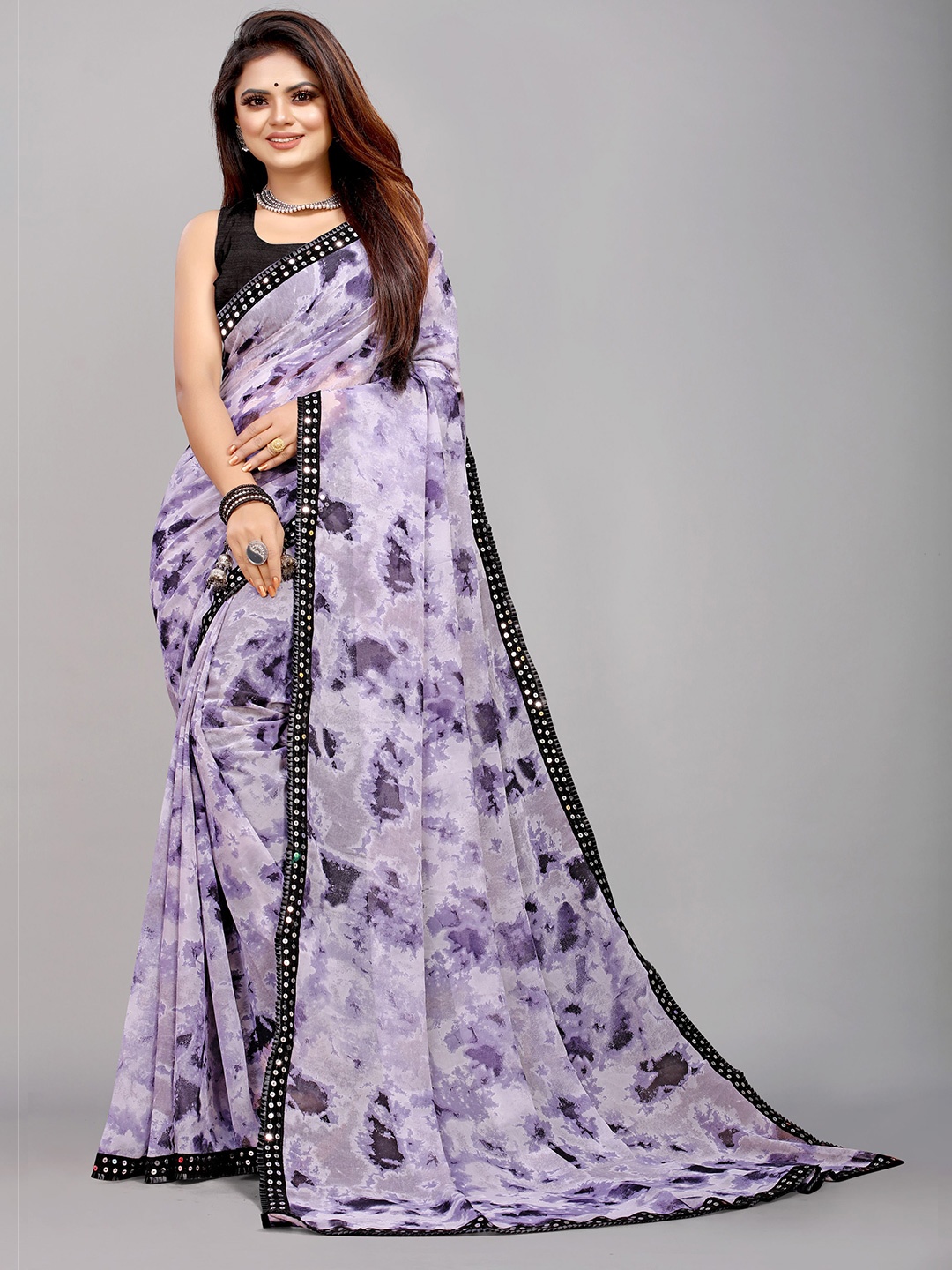

B4ME COM Grey & Black Printed Pure Georgette Block Print Saree