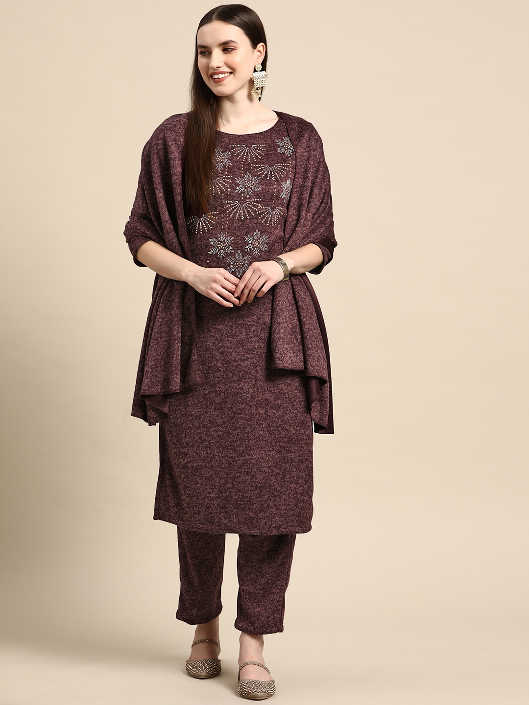 

Saadgi Women Burgundy Beads & Stones Velvet Woollen Kurta with Trousers & With Dupatta