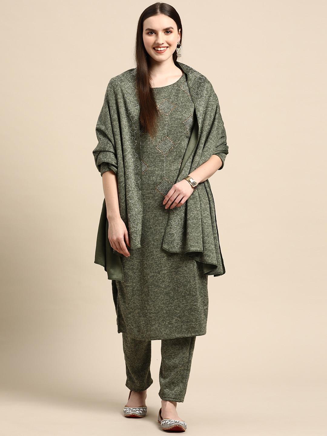 

Saadgi Women Olive Green Beads & Stones Velvet Woollen Kurta with Trousers & With Dupatta