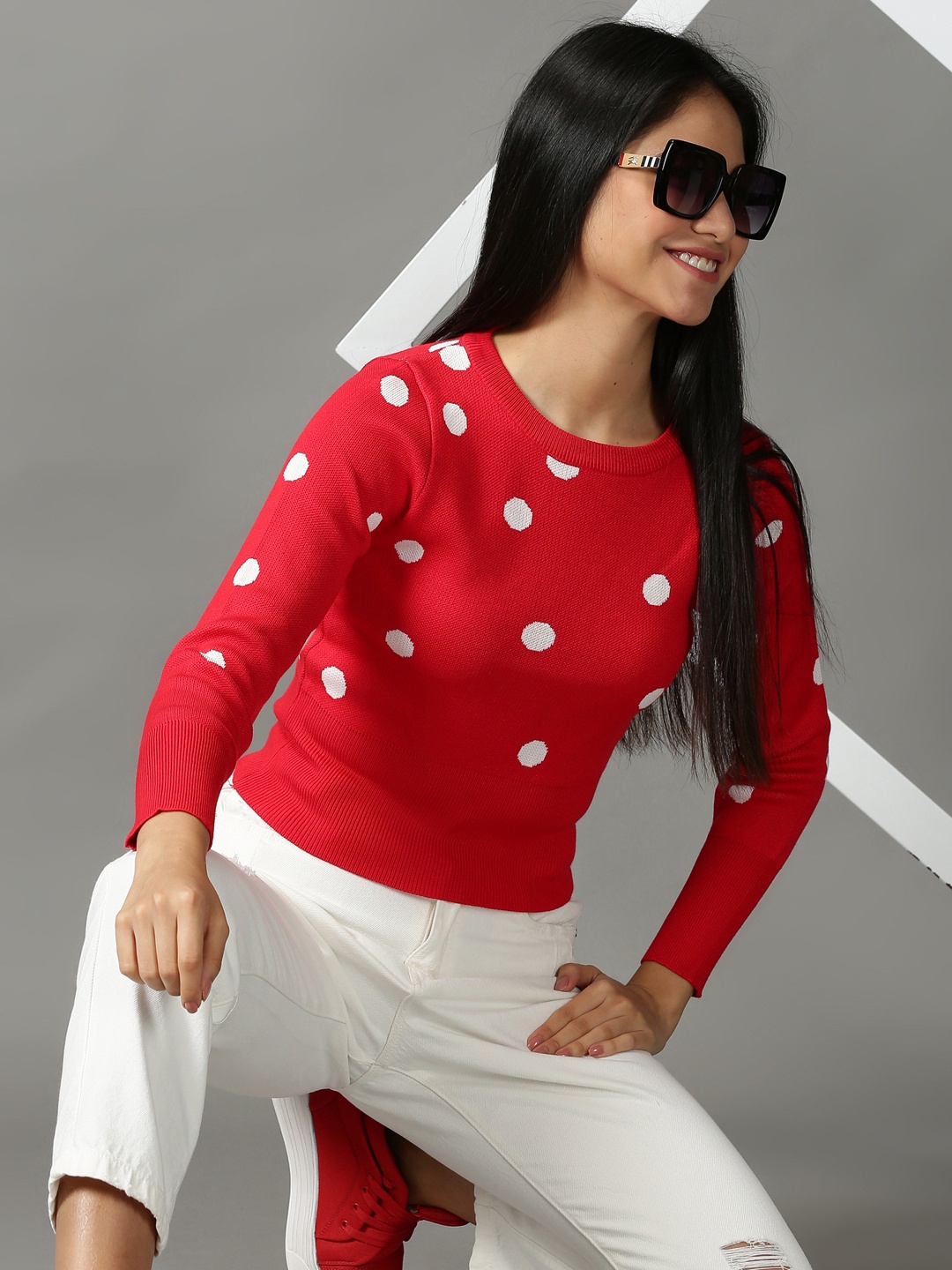 

SHOWOFF Red & White Printed Crop Acrylic Top