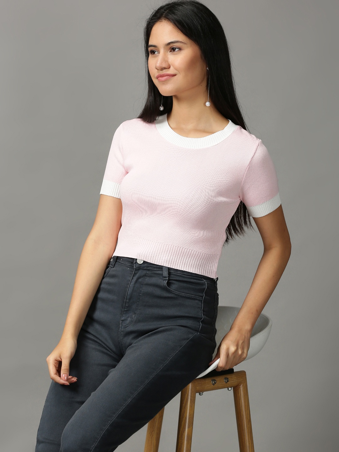 

SHOWOFF Pink & White Round Neck Acrylic Top