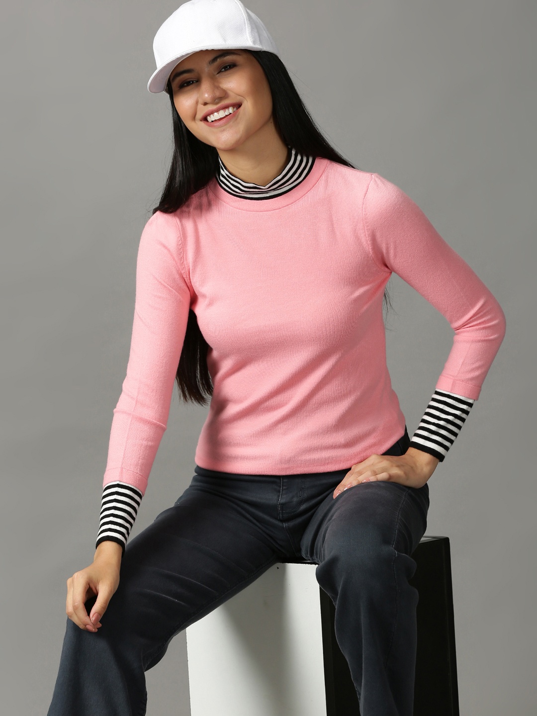 

SHOWOFF Pink Solid High Neck Wool Top