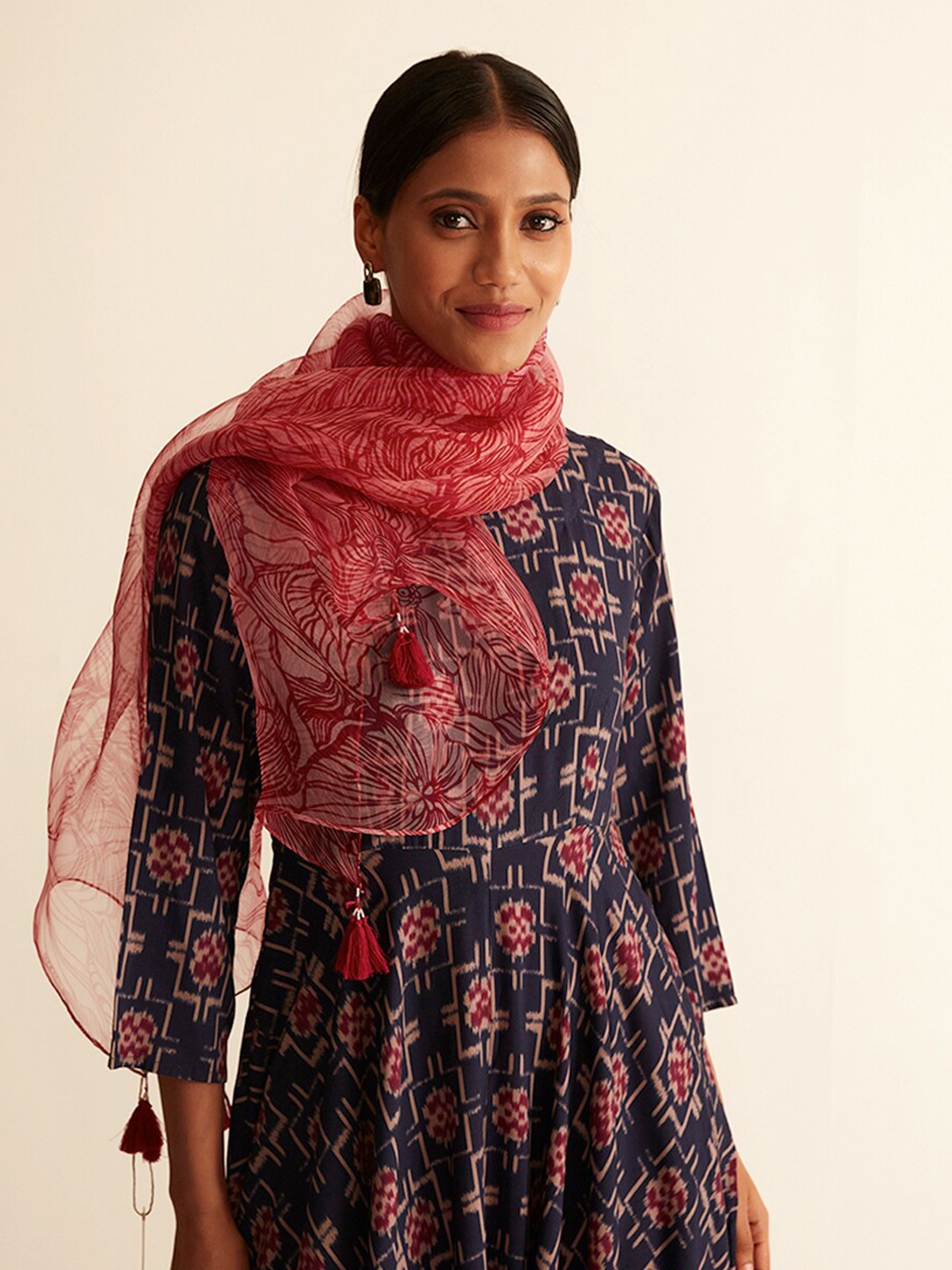 

Ancestry Pink Printed Dupatta