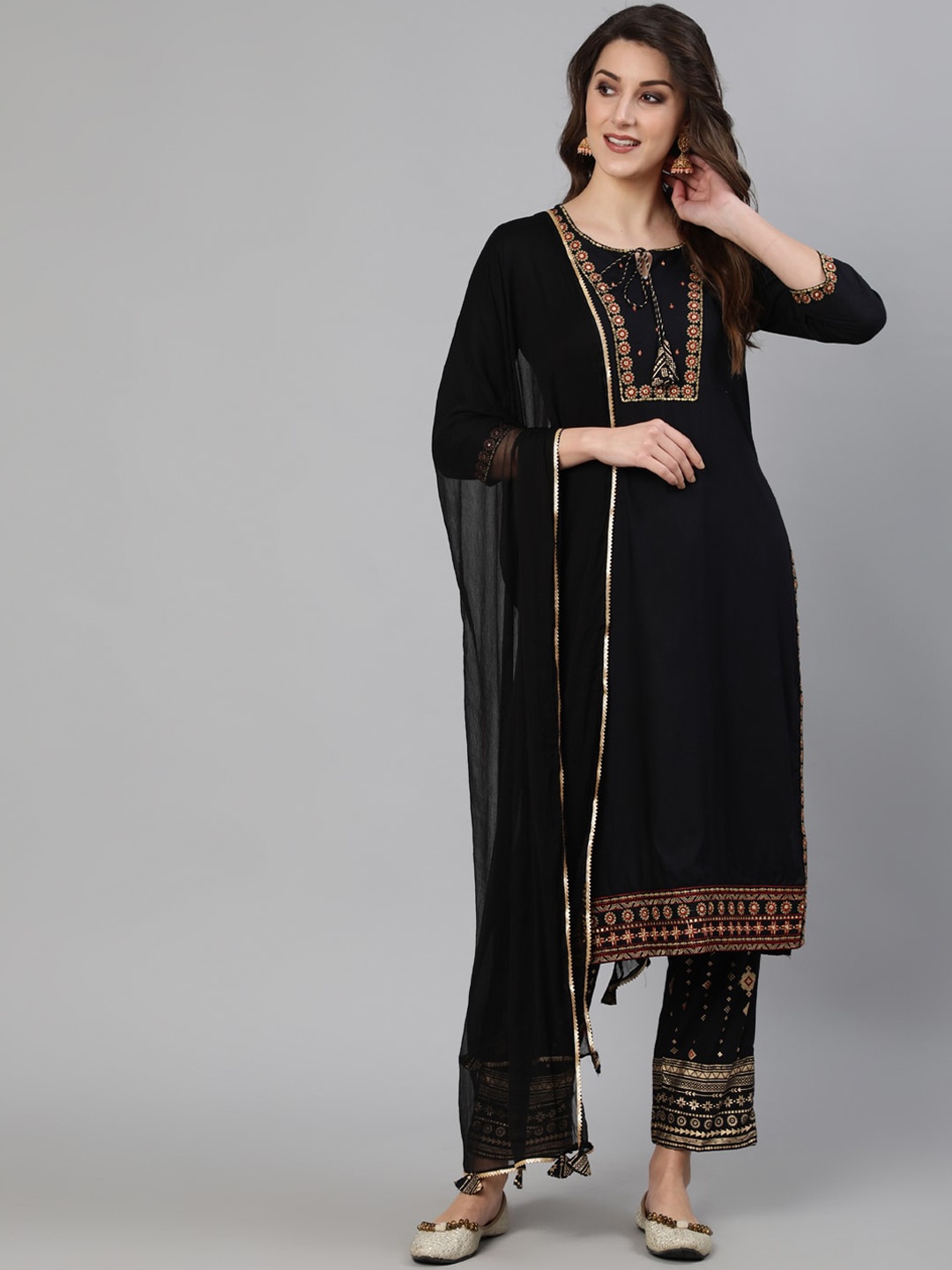 

INDIE CLOSET Women Black Embroidered Kurta with Trousers & With Dupatta