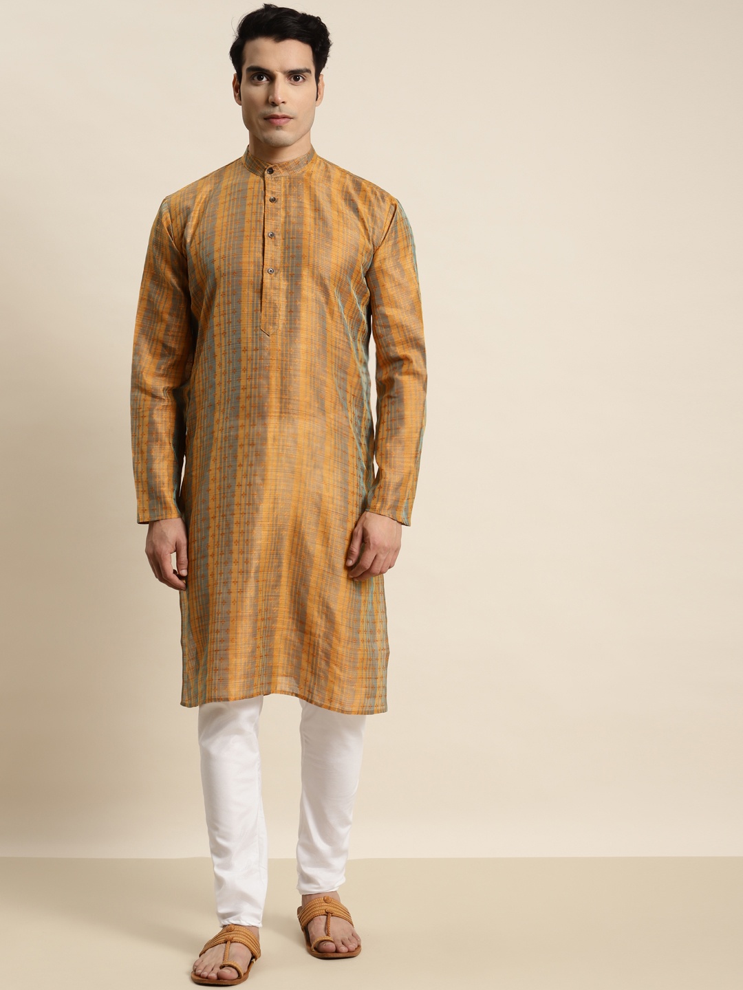 

SOJANYA Men Ethnic Motifs Printed Jacquard Straight Kurta, Mustard