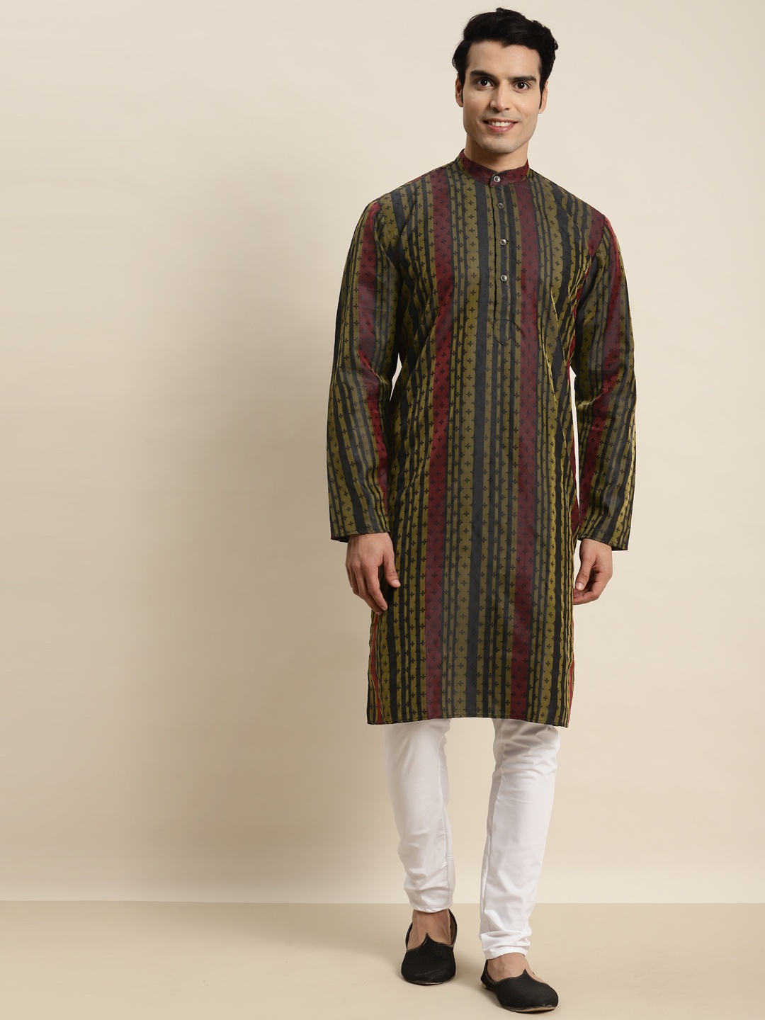 

SOJANYA Men Ethnic Motifs Printed Jacquard Straight Kurta, Green