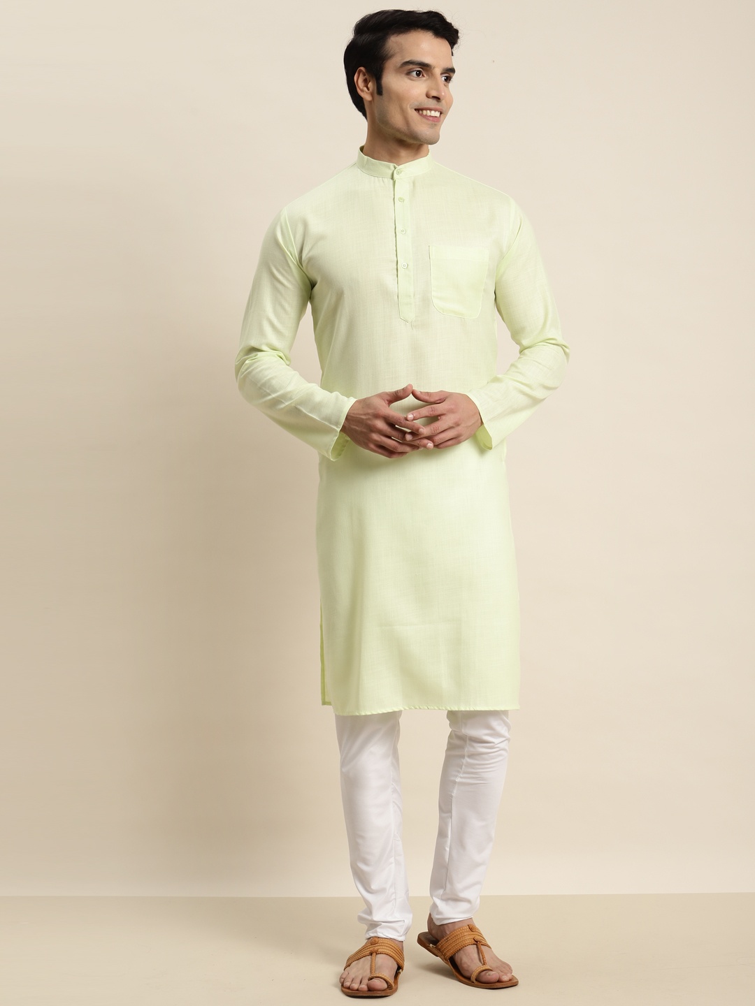 

SOJANYA Men Solid Cotton Blend Kurta, Green