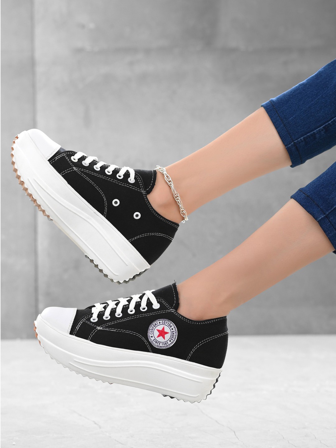 

Layasa Women Black Solid Sneakers