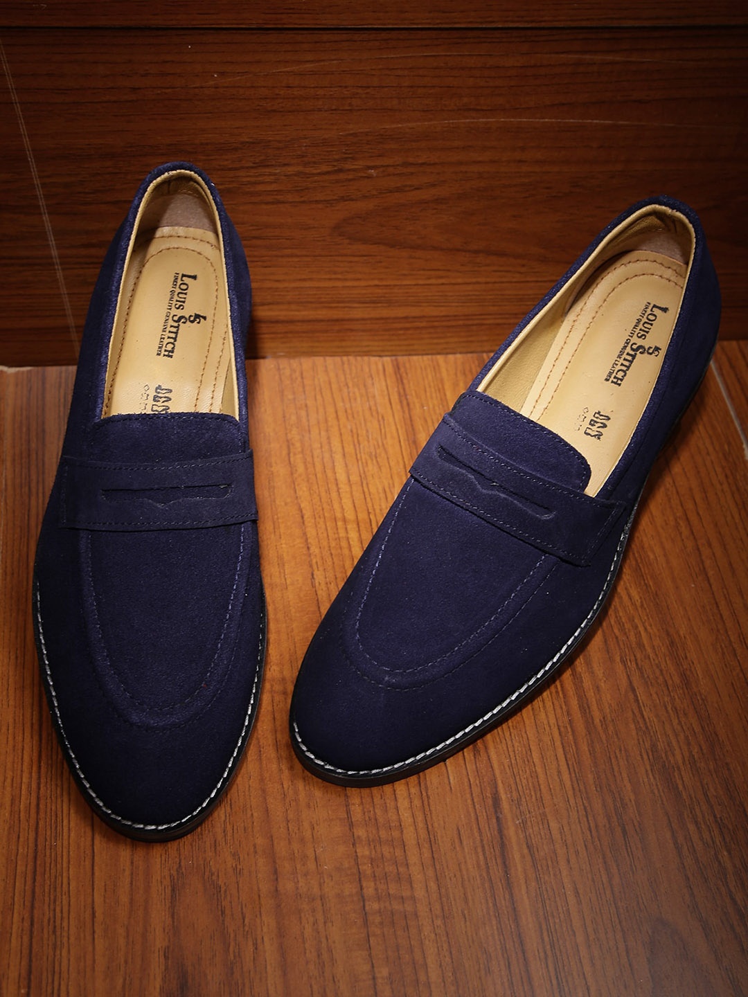 

LOUIS STITCH Men Blue Suede Lightweight Loafers