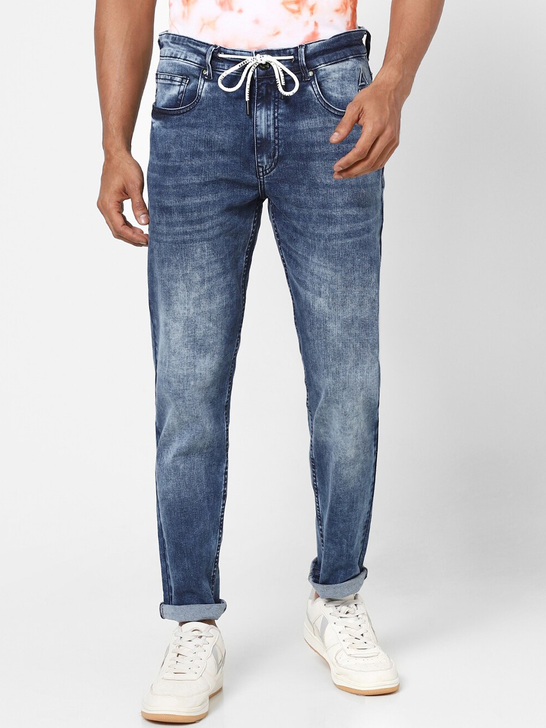 

Street Armor by Pantaloons Men Blue Heavy Fade Cotton Jeans