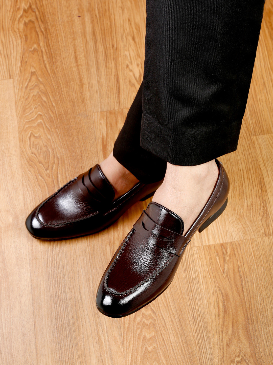 

MUTAQINOTI Men Brown Solid Formal Loafers