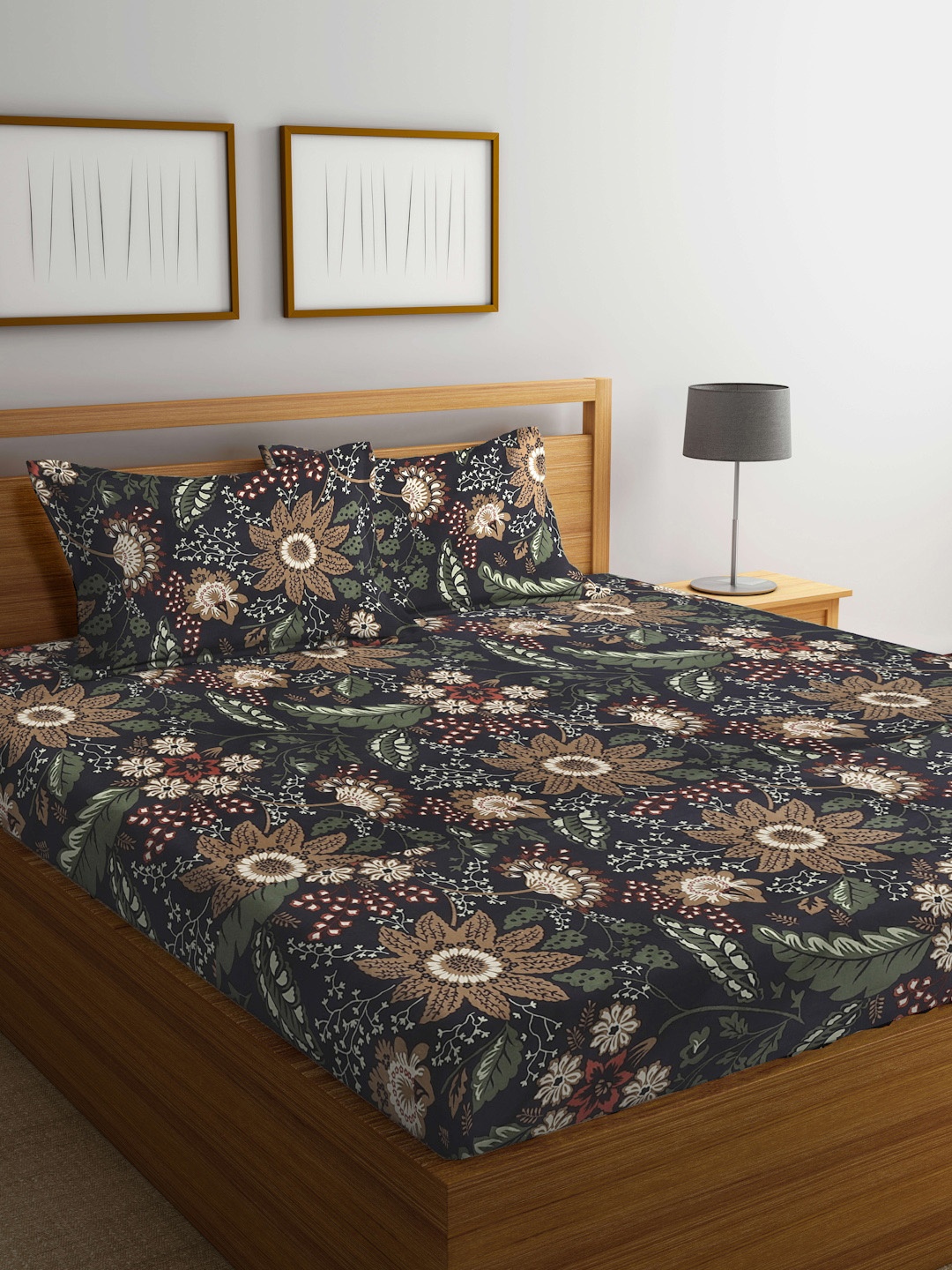 

KLOTTHE Black & Brown Floral 300 TC King Bedsheet with 2 Pillow Covers