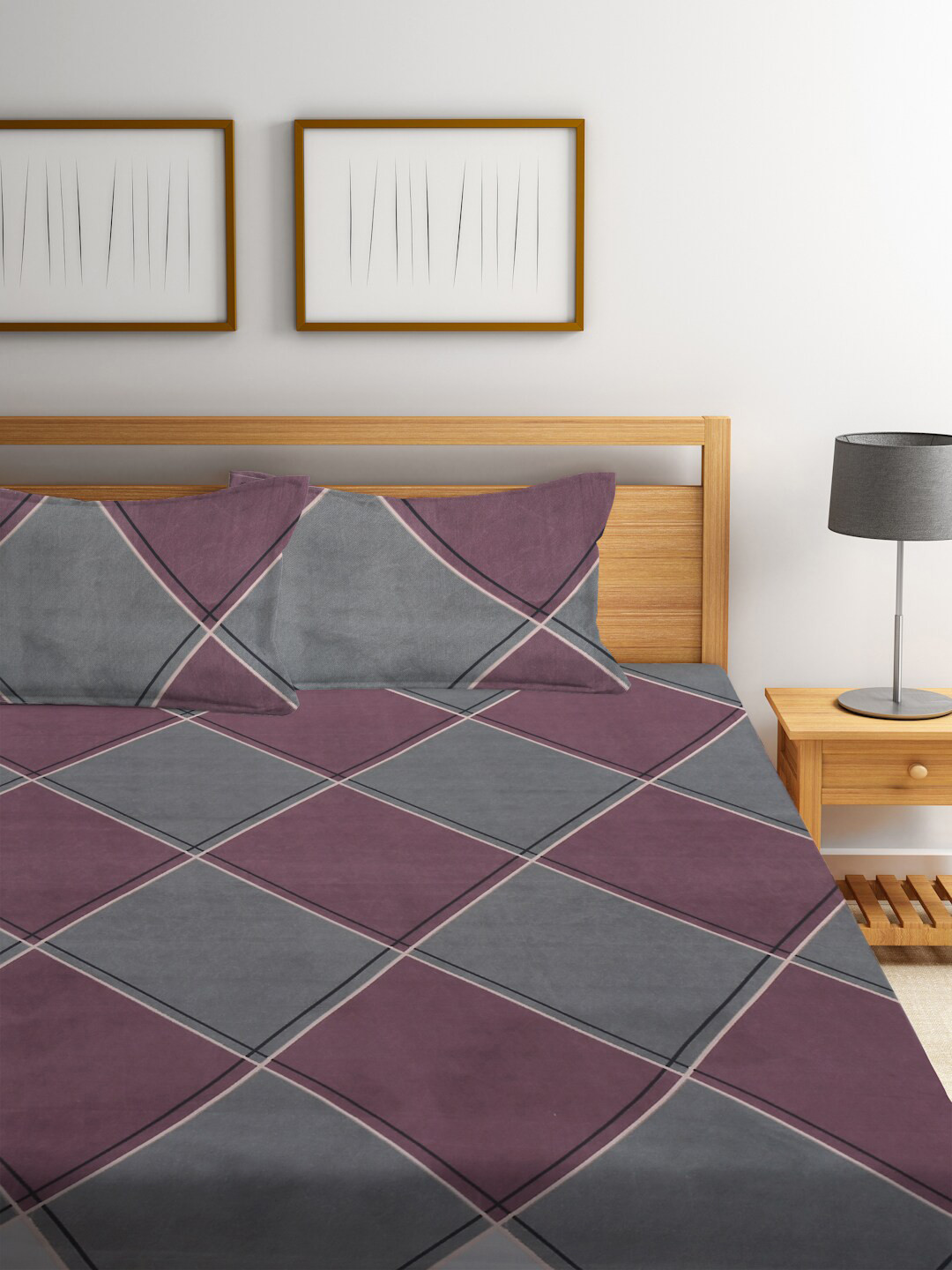 

KLOTTHE Purple & Grey Geometric 300 TC King Bedsheet with 2 Pillow Covers