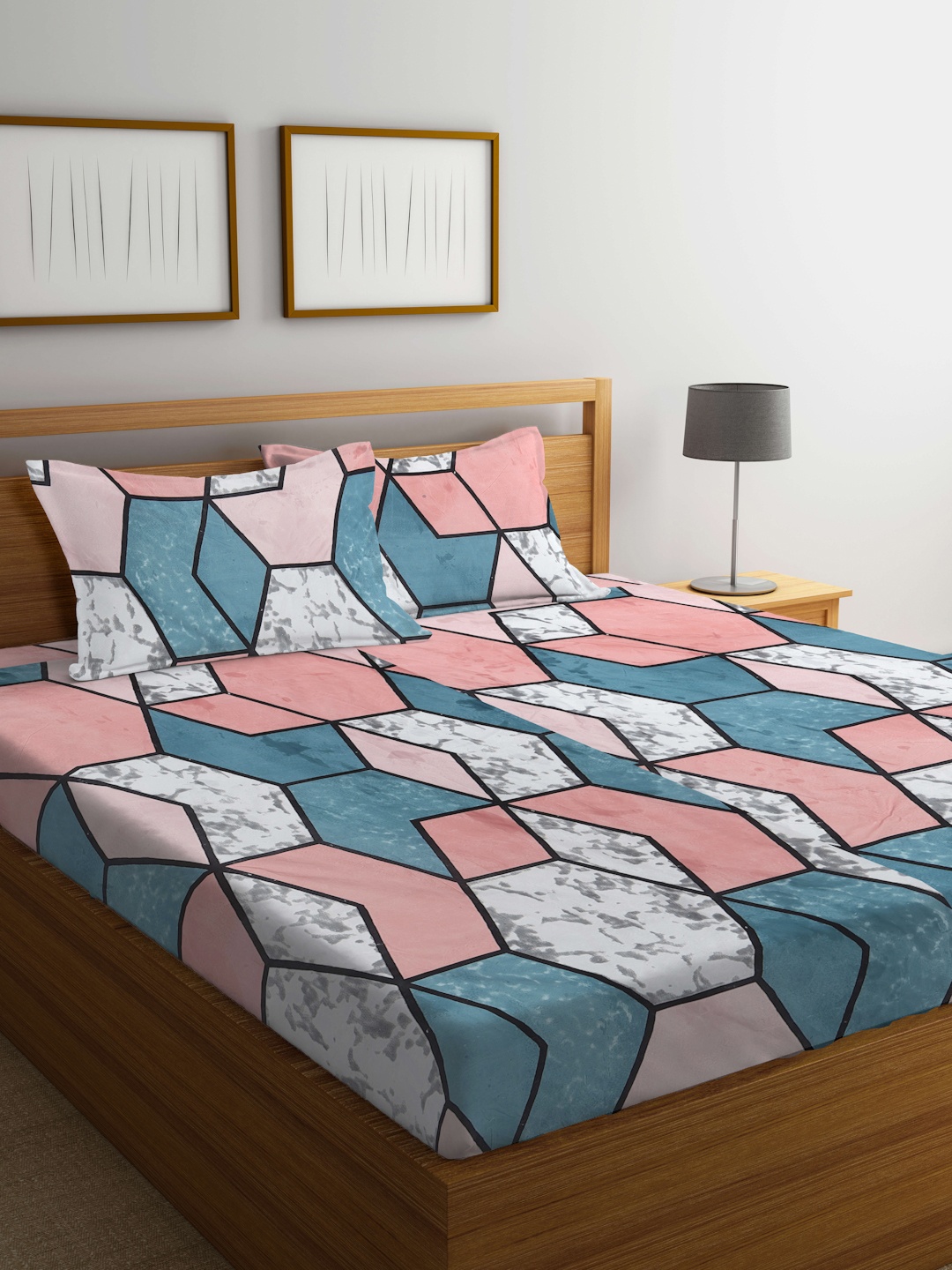 

KLOTTHE White & Blue Geometric 300 TC King Bedsheet with 2 Pillow Covers