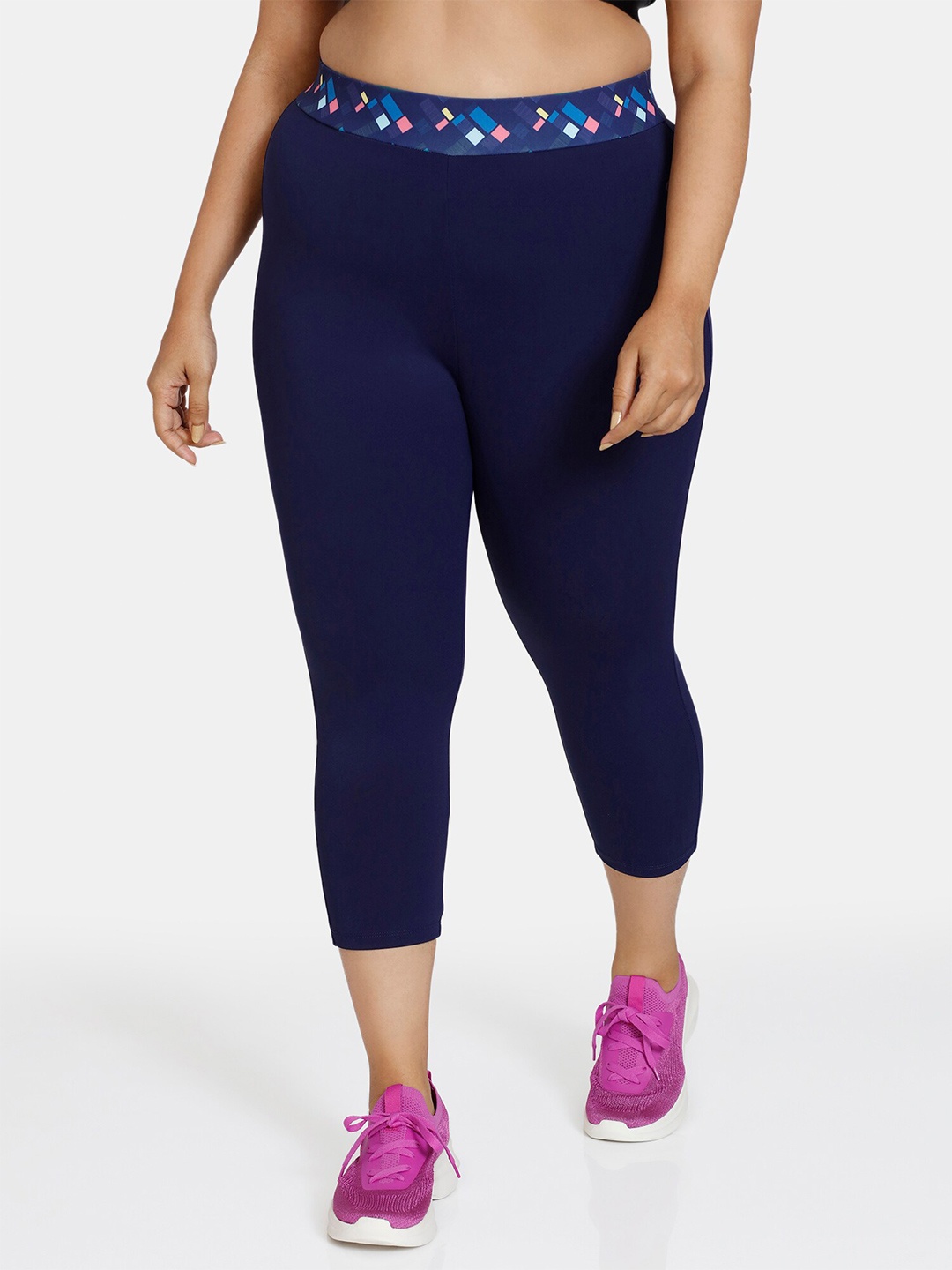 

Zelocity by Zivame Women Blue & Pink Skinny Fit Capris