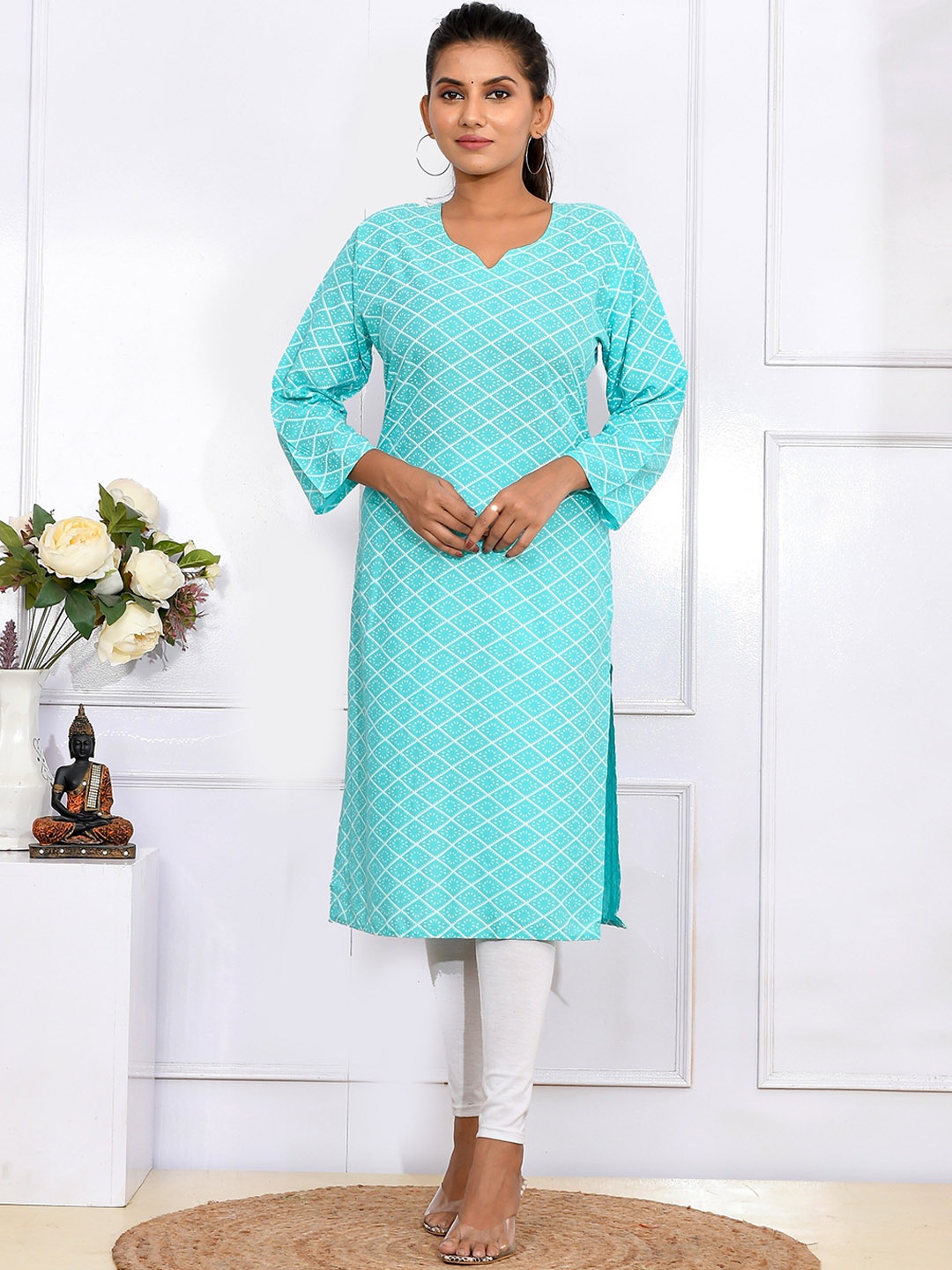 

Kesarya Women Geometric Printed Pure Cotton Kurta, Turquoise blue