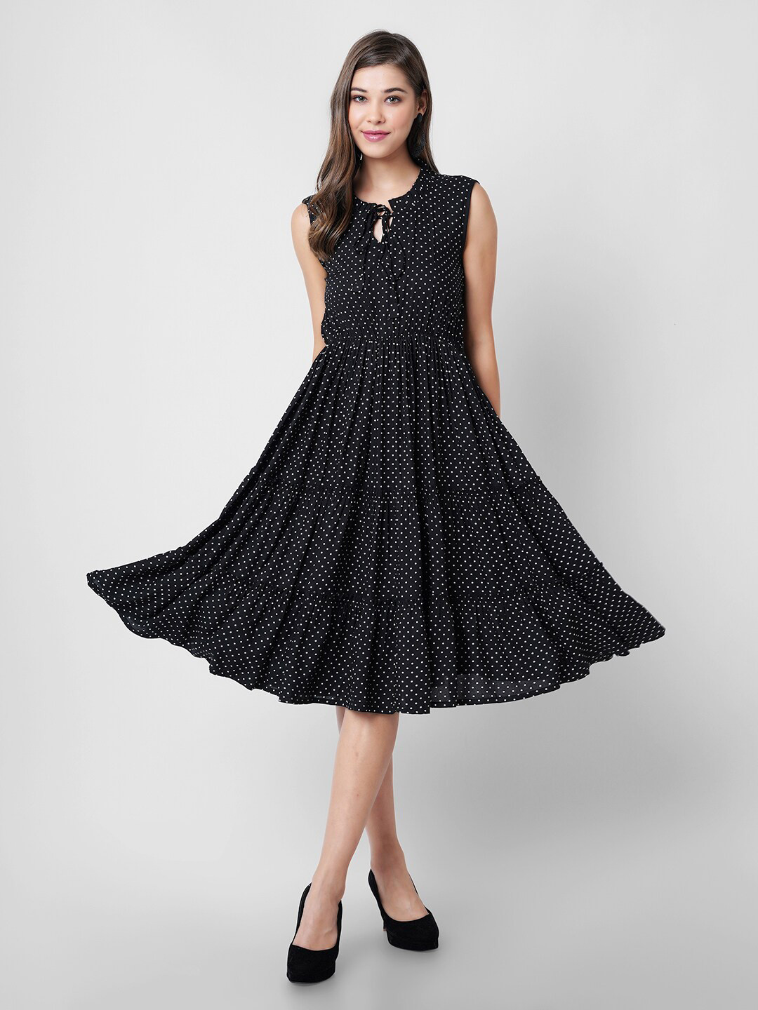 

PURSHOTTAM WALA Women Black & White Tie-Up Neck Polka Dot Tiered Dress