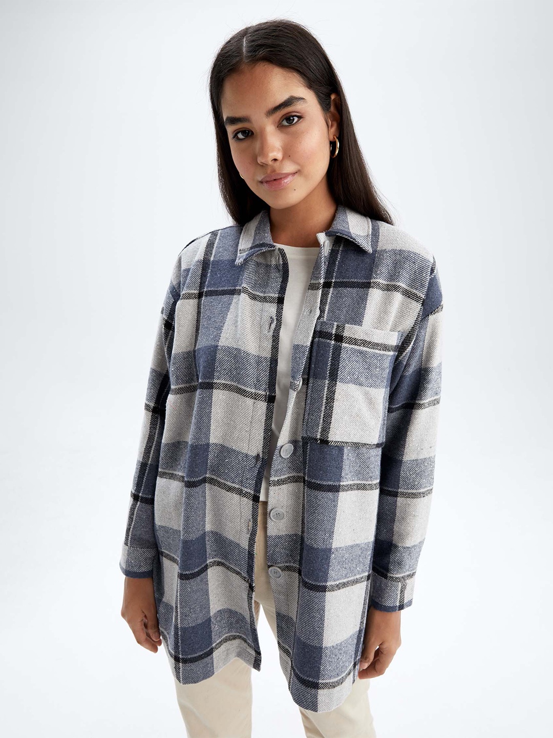 

DeFacto Checked Casual Shirt, Grey