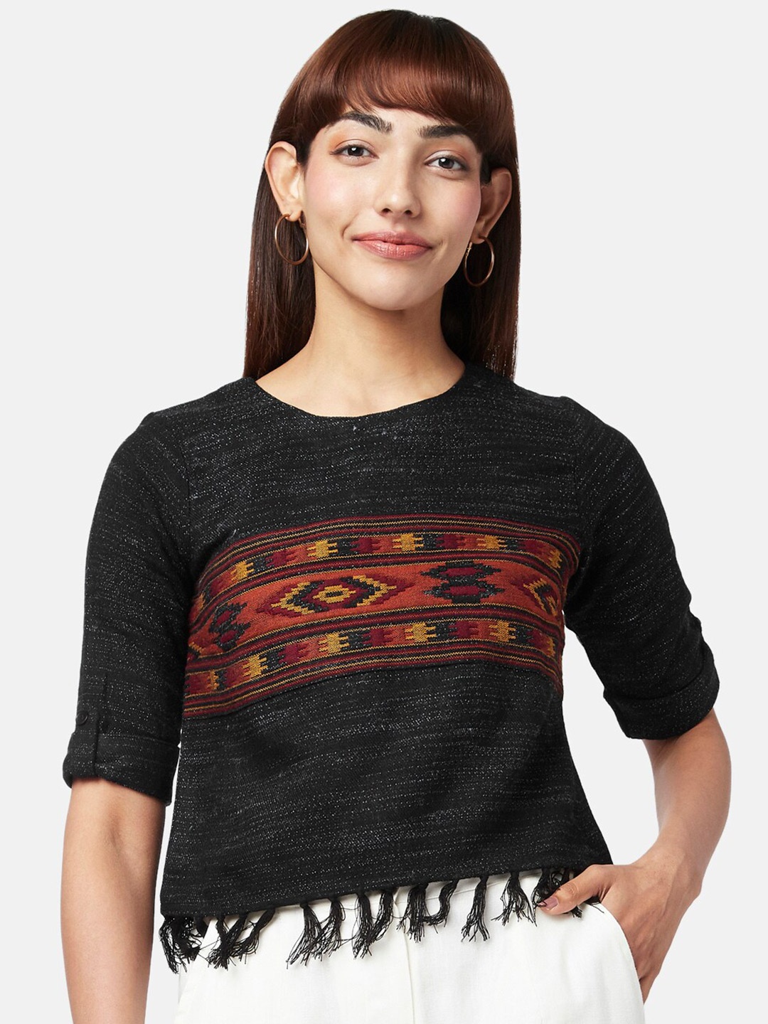

AKKRITI BY PANTALOONS Women Charcoal & Red Printed Crop Pullover