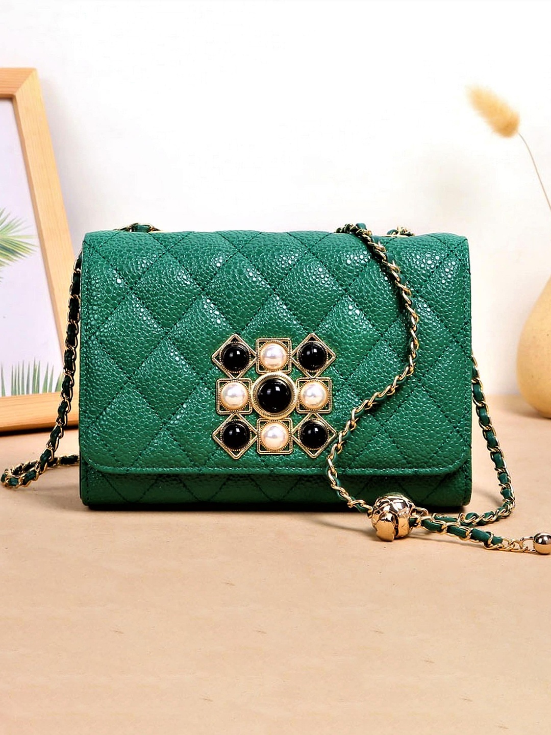 

Diva Dale Green Embellished PU Structured Sling Bag with Quilted