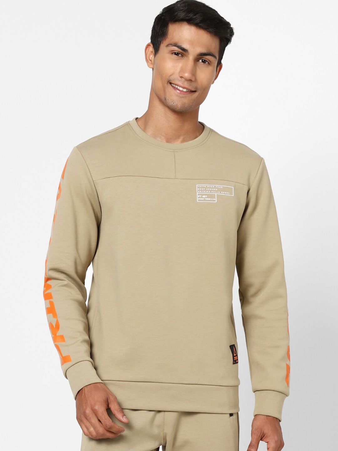 

Street Armor by Pantaloons Men Beige Round Neck Sweatshirt
