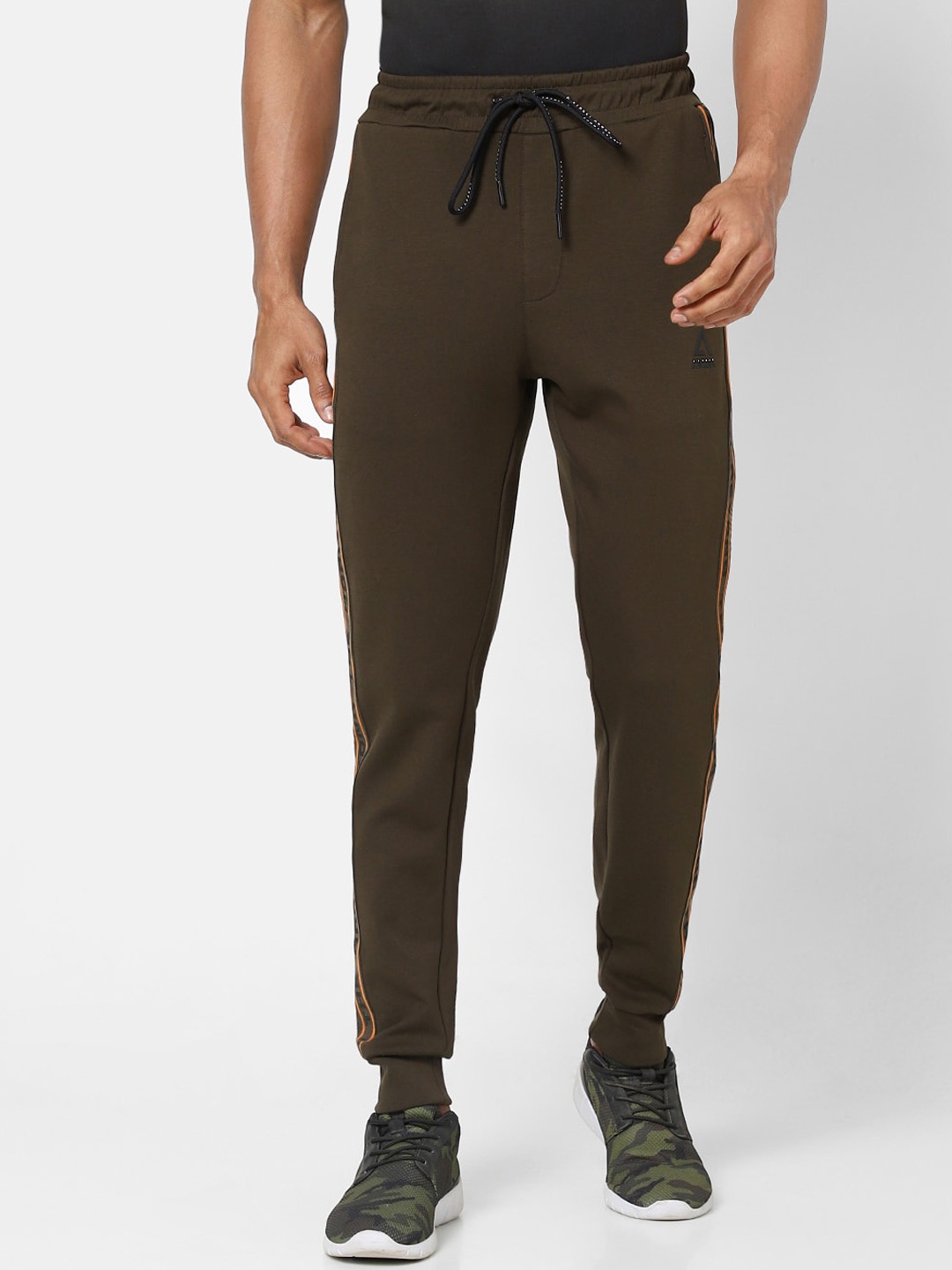 

Street Armor by Pantaloons Men Olive Green & Orange Solid Cotton Joggers