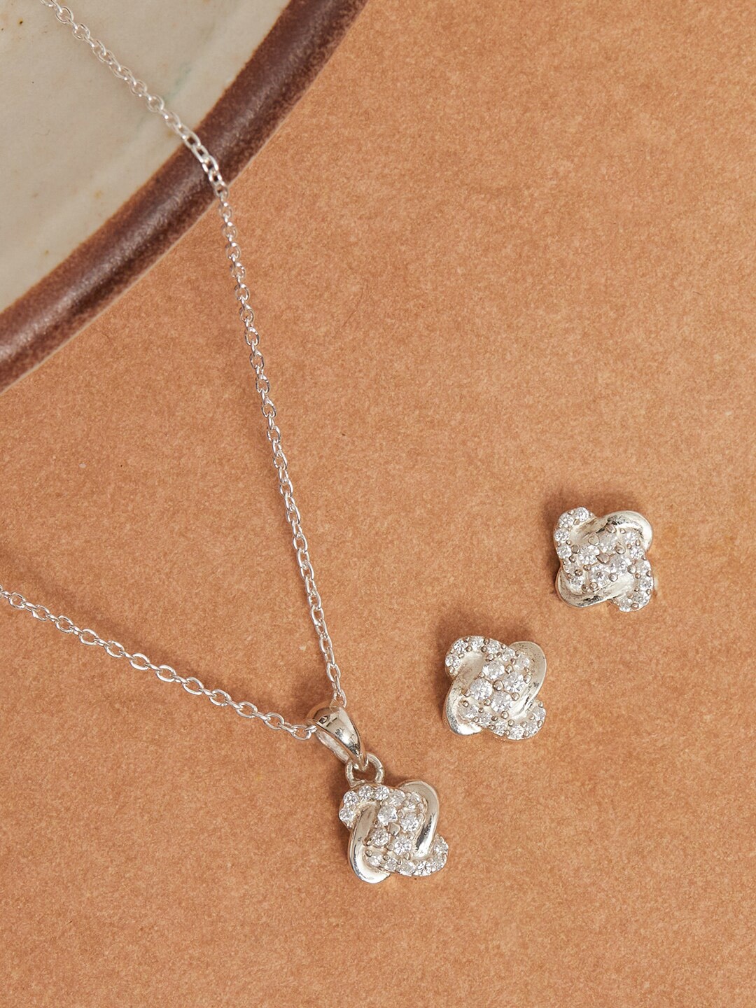 

Studio Voylla Women 925 Sterling Silver CZ Stone Lucky Twirl Pendant Set, White