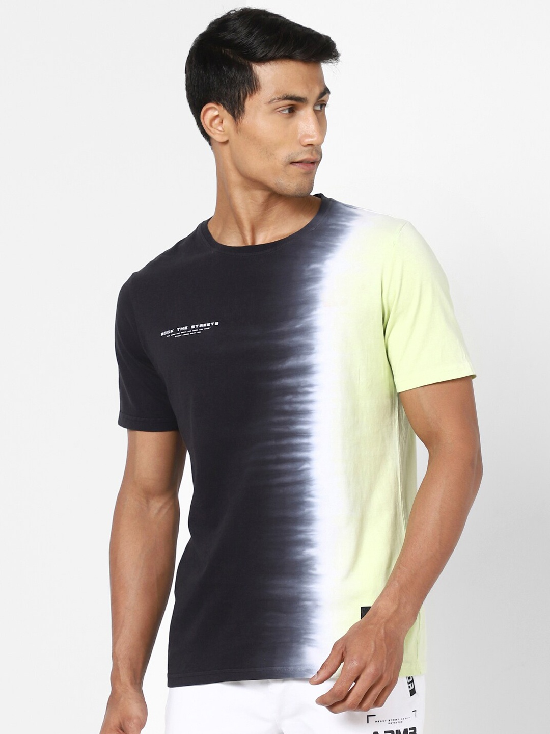 

Street Armor by Pantaloons Men Black Dyed T-shirt