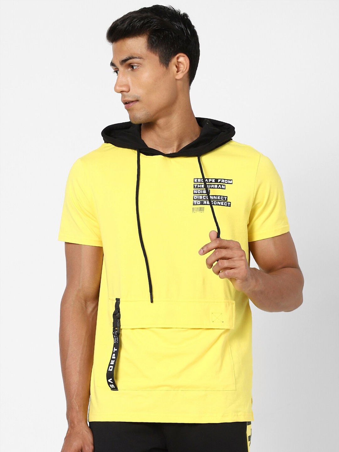 

Street Armor by Pantaloons Men Yellow Typography Printed Tropical T-shirt