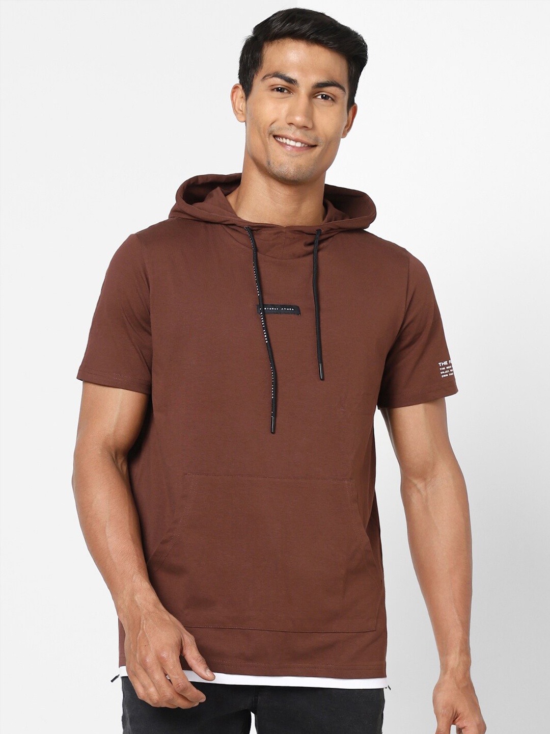 

Street Armor by Pantaloons Men Maroon T-shirt