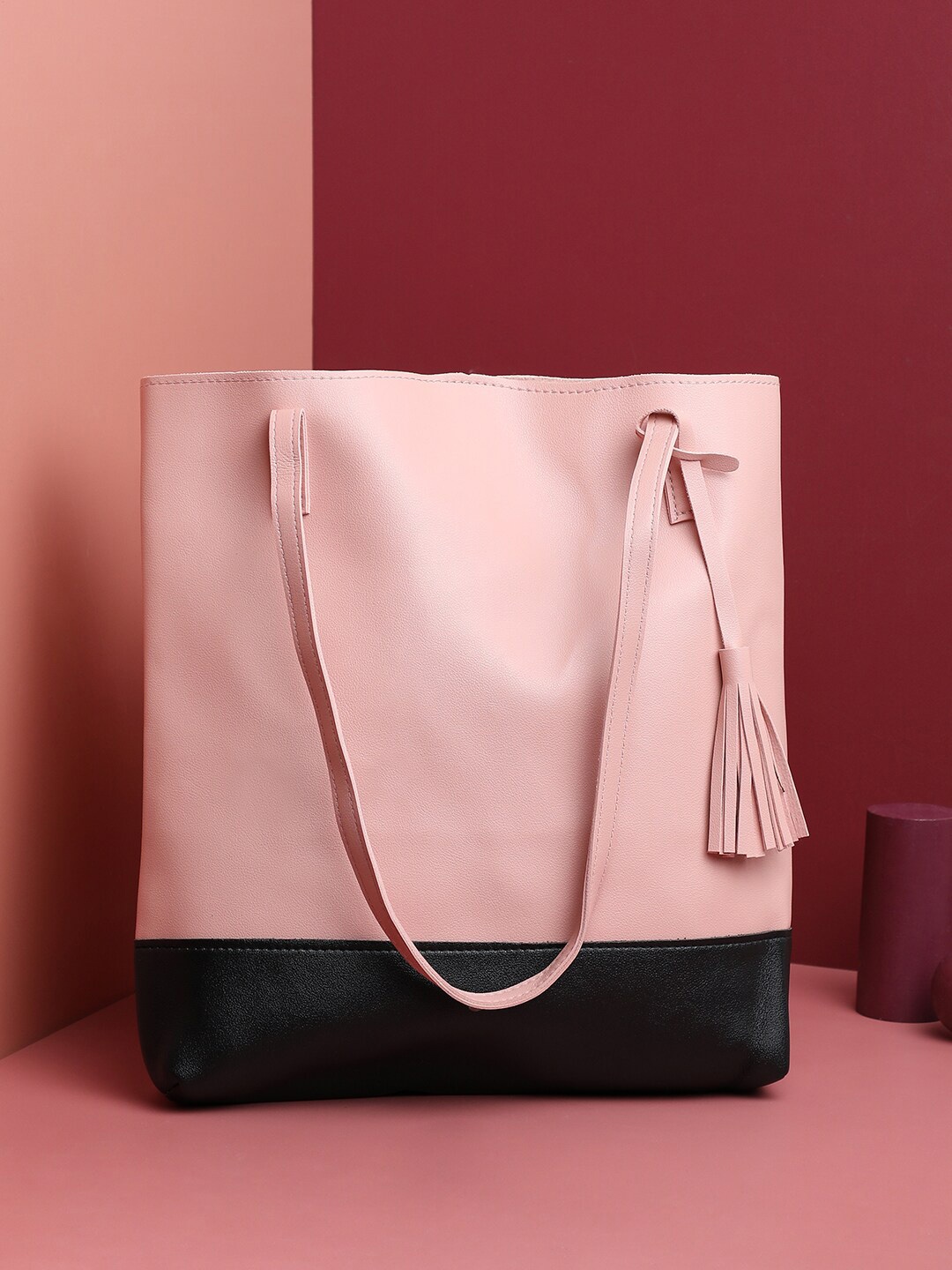 

HAUTE SAUCE by Campus Sutra Pink Colourblocked PU Structured Tote Bag with Tasselled