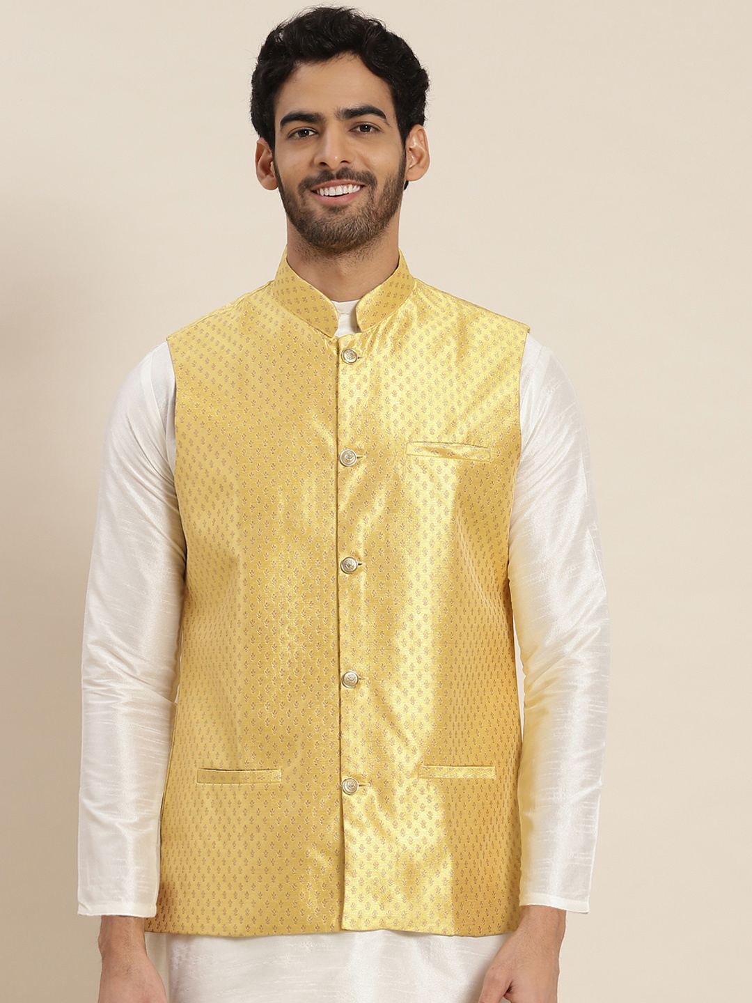 

SOJANYA Men Silk Blend Nehru Jacket, Yellow
