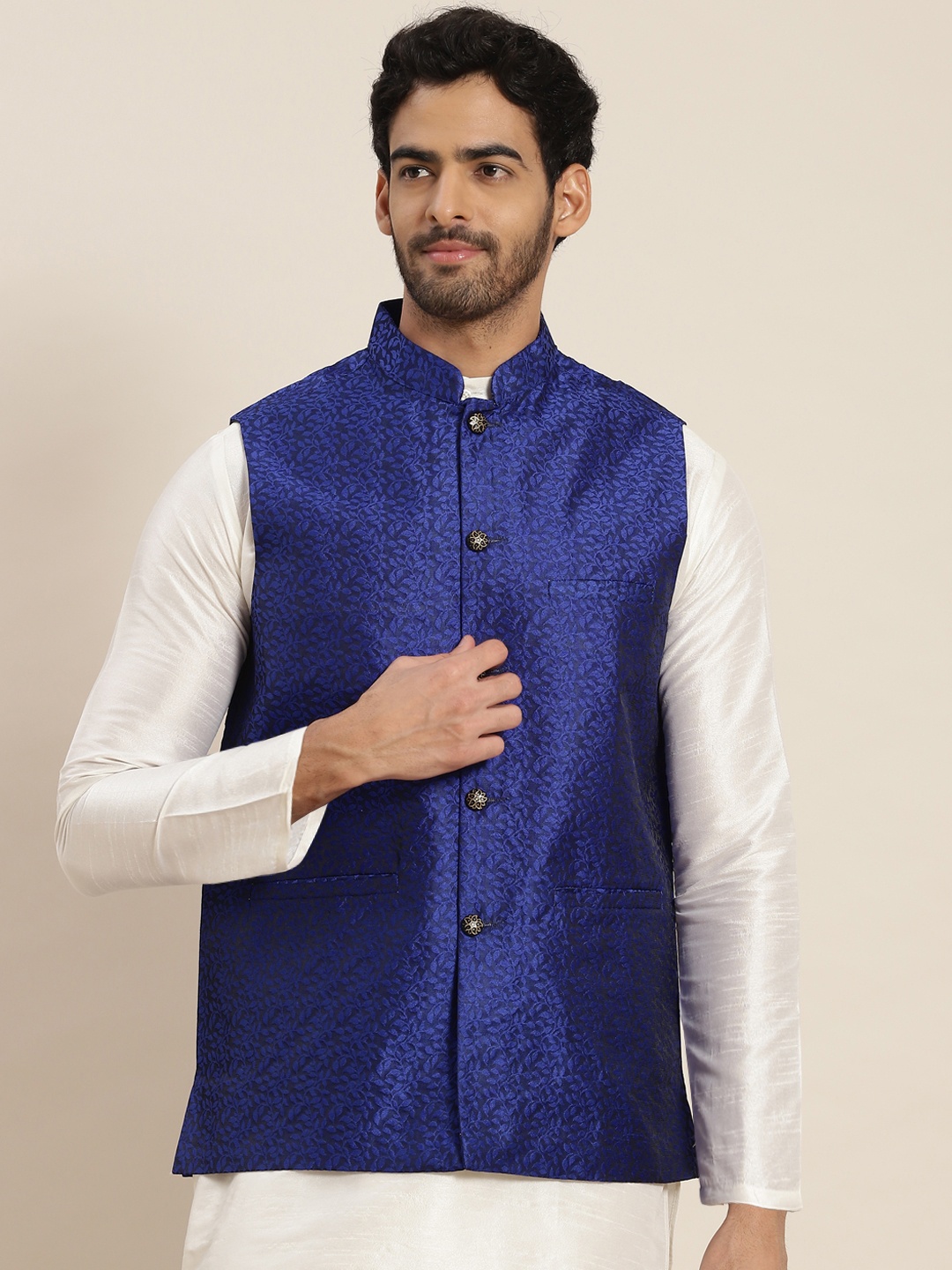 

SOJANYA Men Jacquard Silk Blend Nehru Jacket, Blue