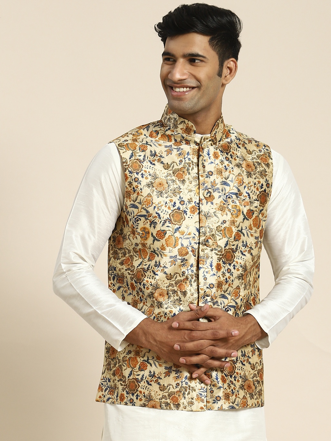 

SOJANYA Men Printed Nehru Jacket, Beige