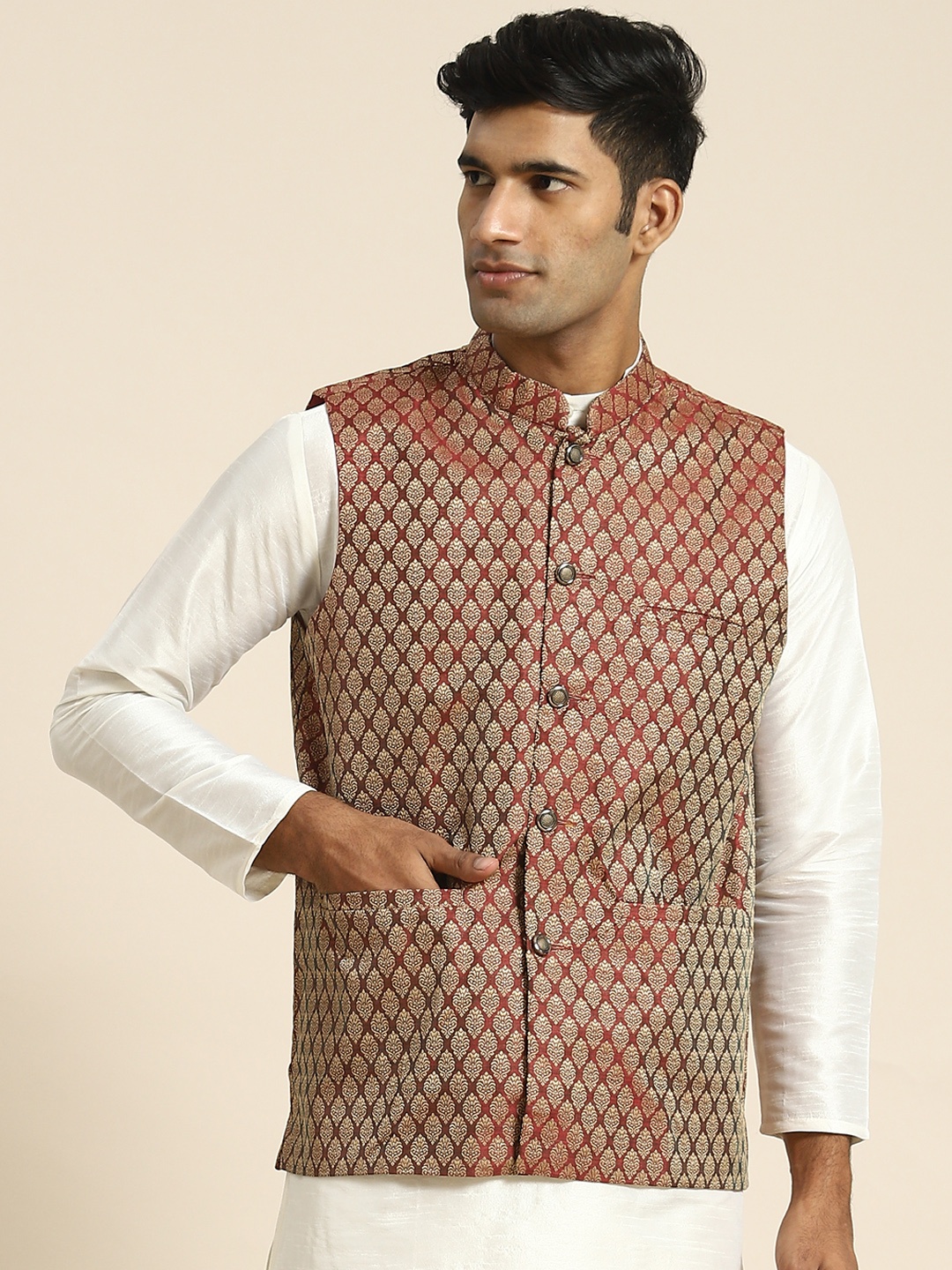 

SOJANYA Men Woven Design Nehru Jacket, Maroon