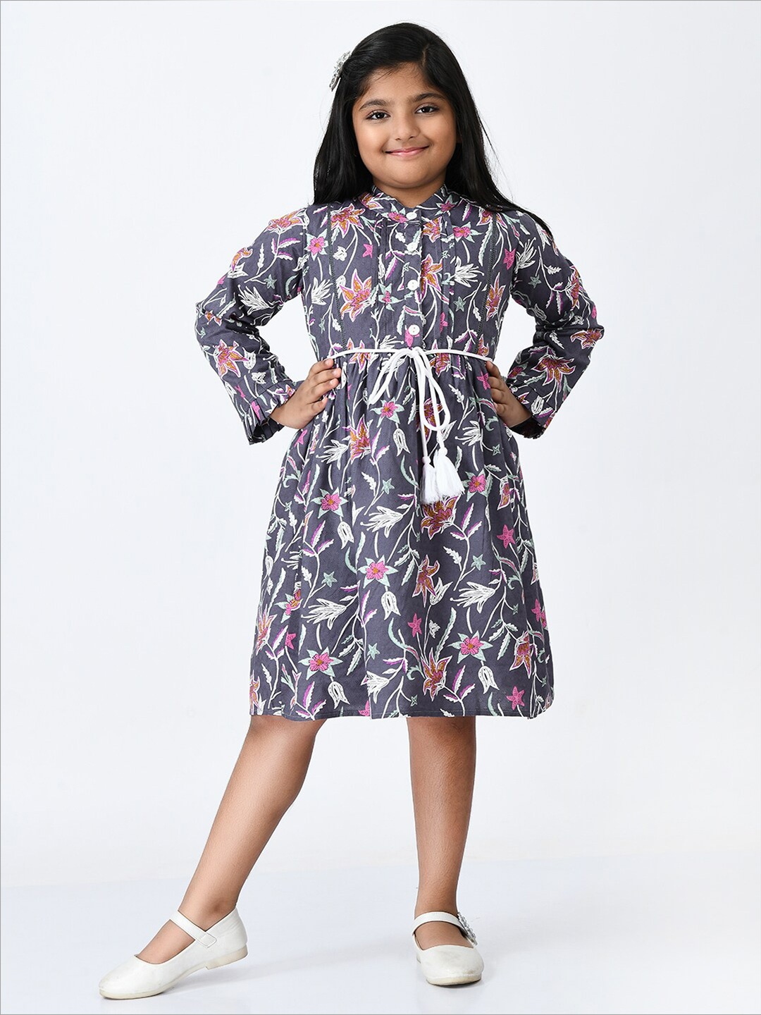 

Bella Moda Kids Girls Grey Floral Pure Cotton Dress