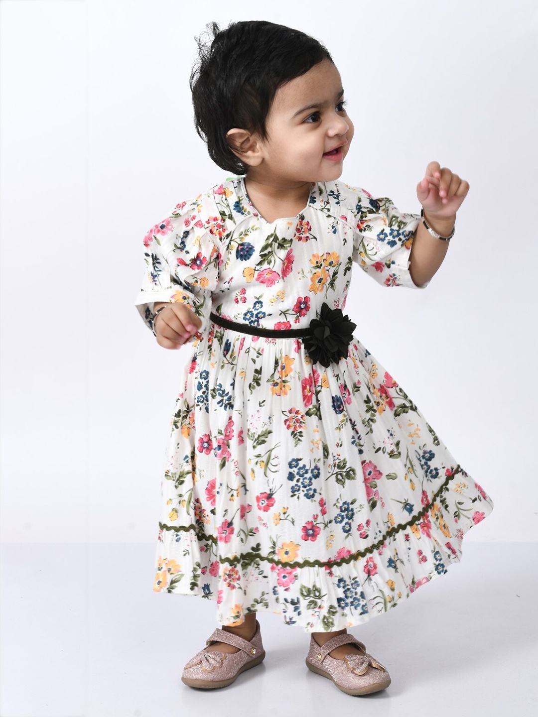 

Bella Moda Girls Floral Printed Fit and Flare Dress, White